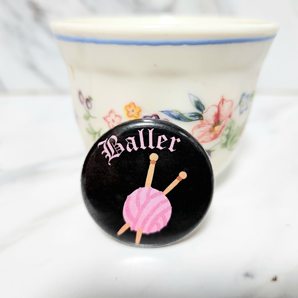 "Baller" Knitting Yarn Button